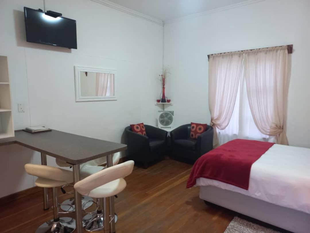 Villelodge Accommodation Luderitz ภายนอก รูปภาพ