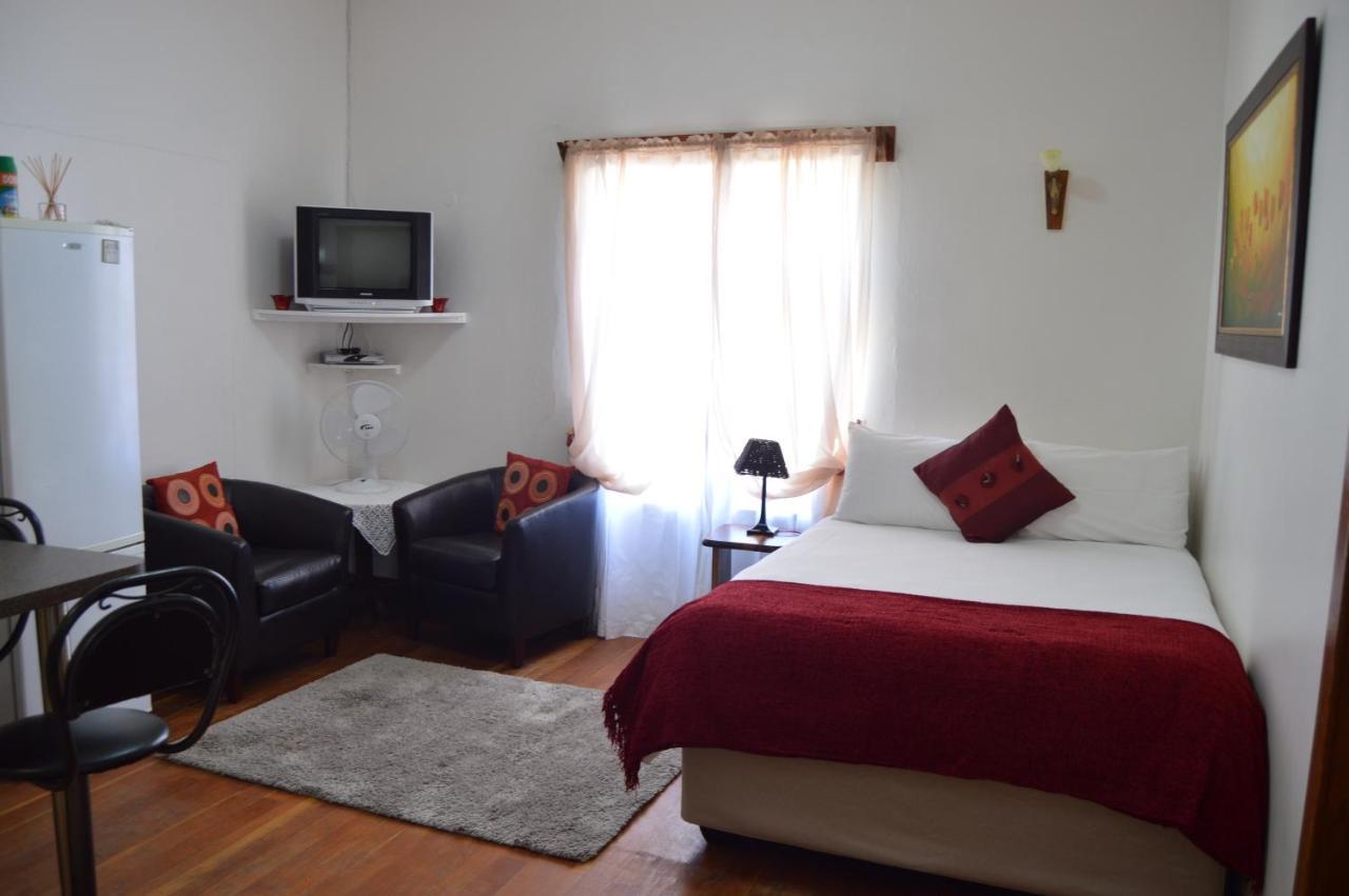 Villelodge Accommodation Luderitz ภายนอก รูปภาพ