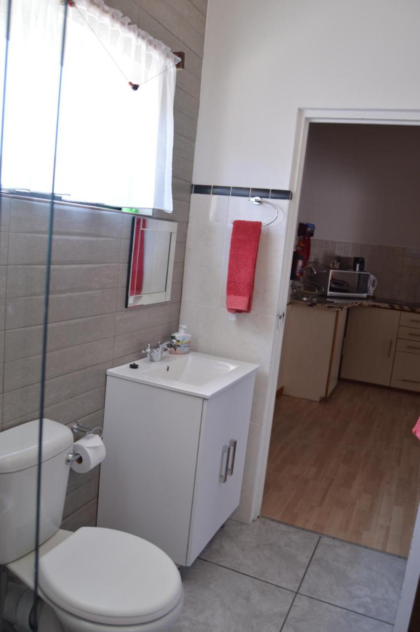 Villelodge Accommodation Luderitz ภายนอก รูปภาพ