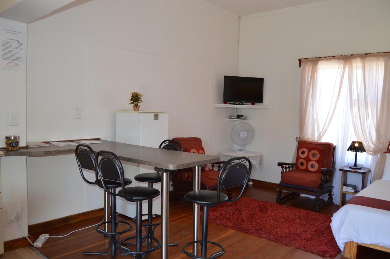 Villelodge Accommodation Luderitz ภายนอก รูปภาพ